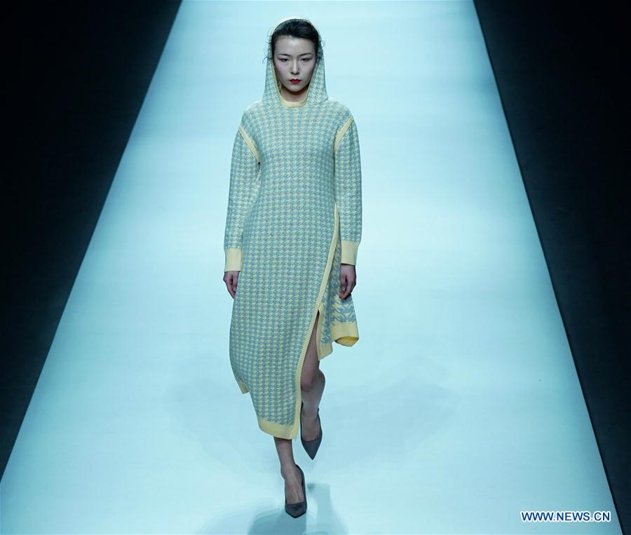 CHINA-BEIJING-FASHION WEEK-DENG ZHAOPING (CN)