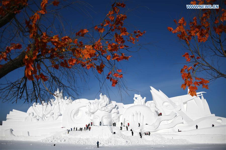 CHINA-HARBIN-SNOW SCULPTURE ART EXPO (CN)