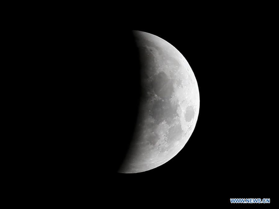 BELGIUM-BRUSSELS-TOTAL ECLIPSE OF MOON