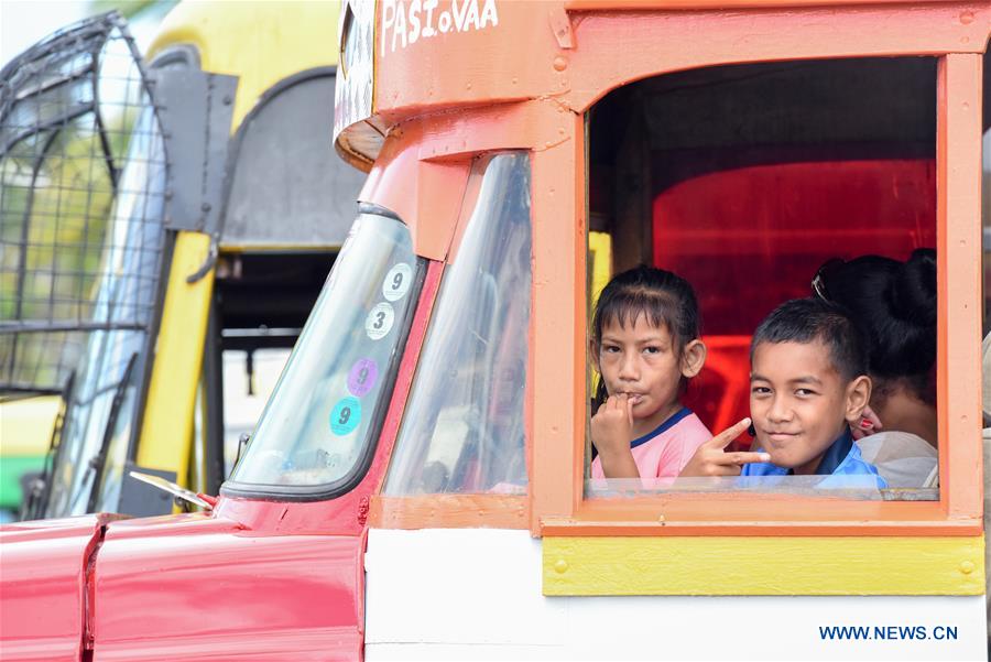 SAMOA-APIA-DAILY LIFE 